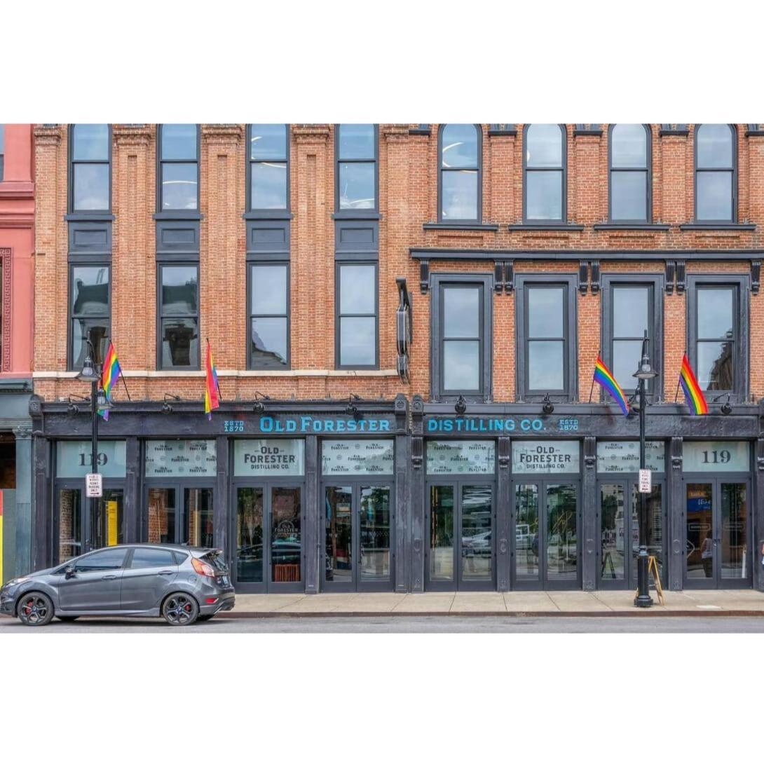 Modern Nulu 2br Cozysuites 02