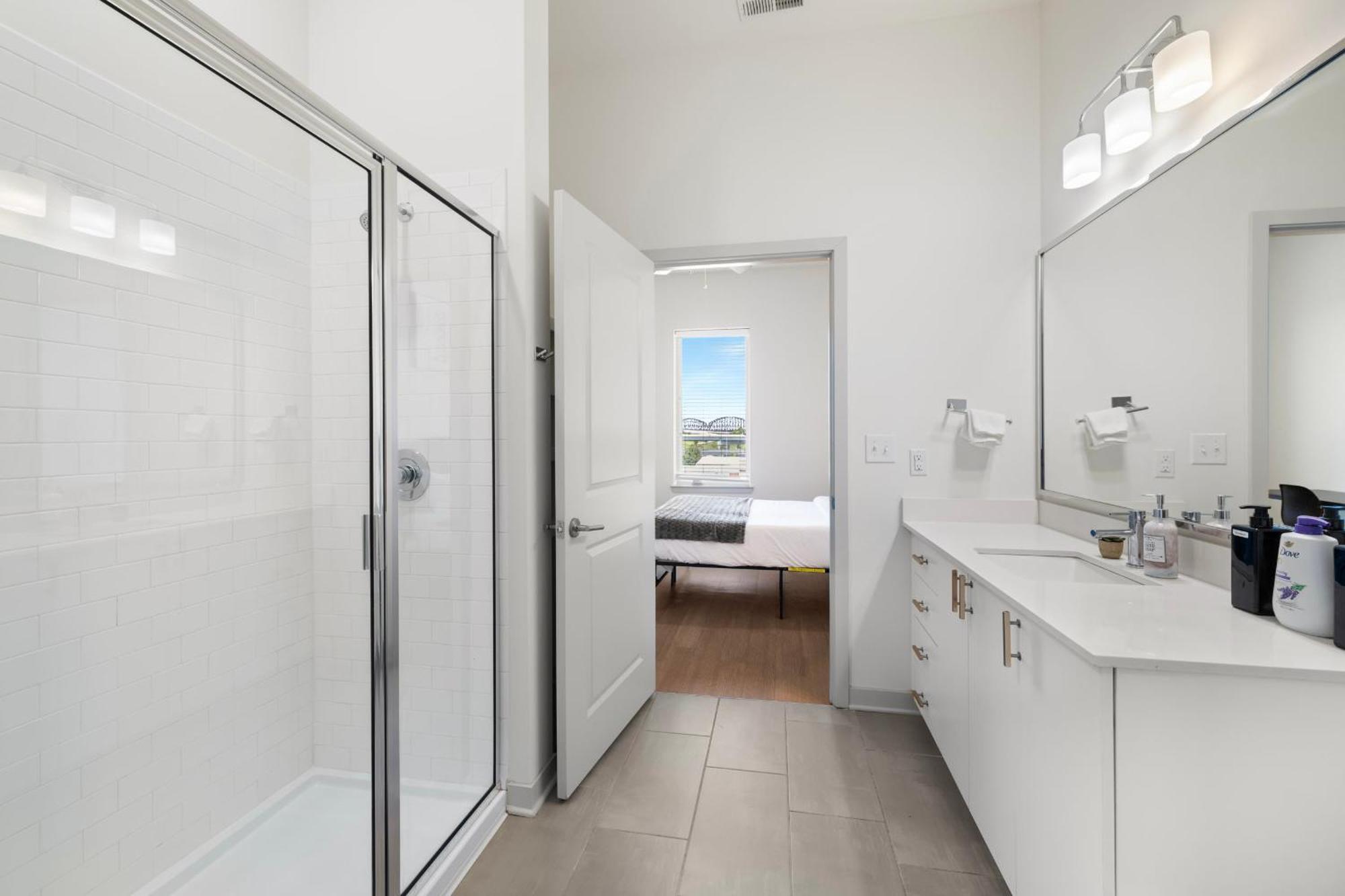 Modern Nulu 2br Cozysuites 02 Apartment