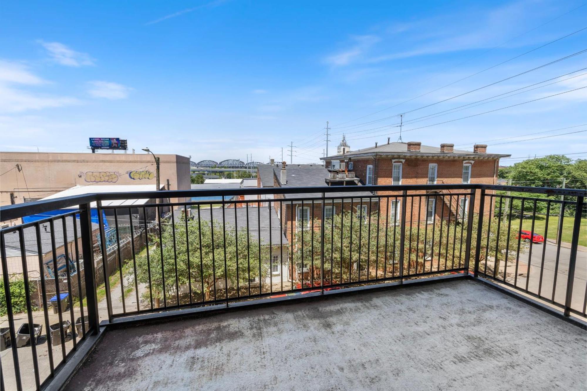 Modern Nulu 2br Cozysuites 02 Apartment Louisville